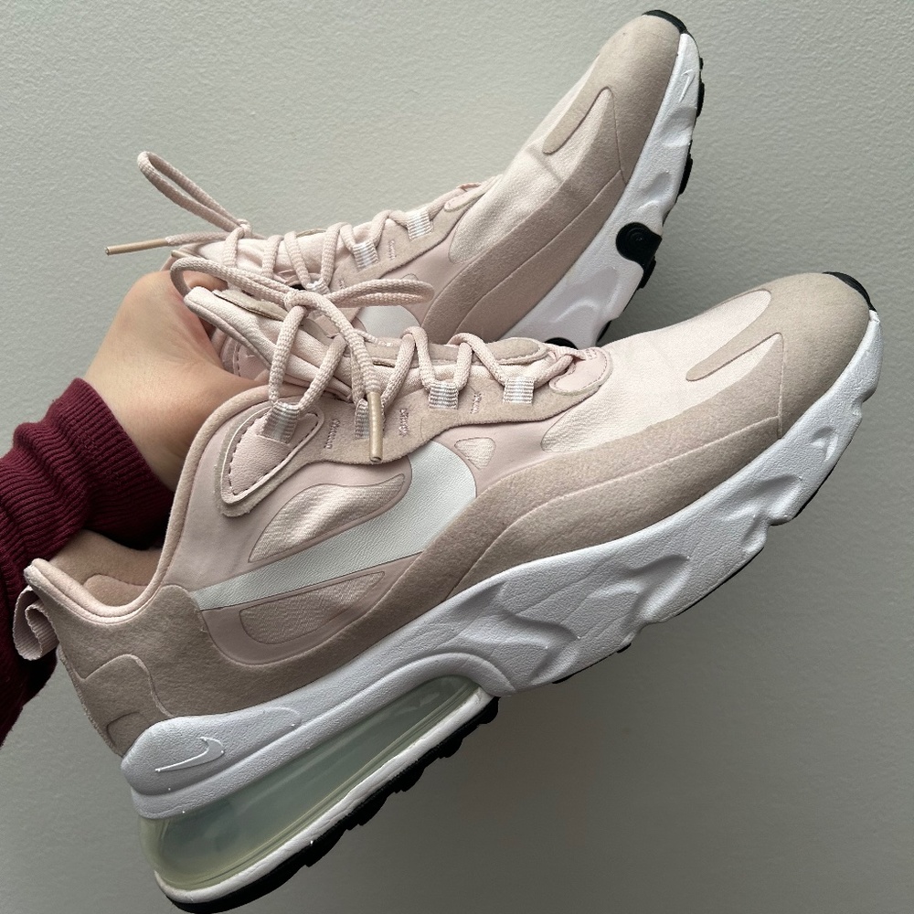 Nike React Pink